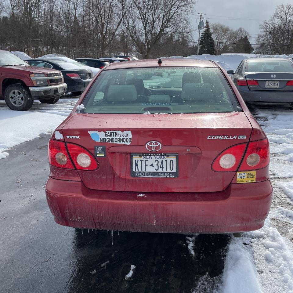 Toyota Corolla 4dr Sdn LE Auto (Natl) 2007