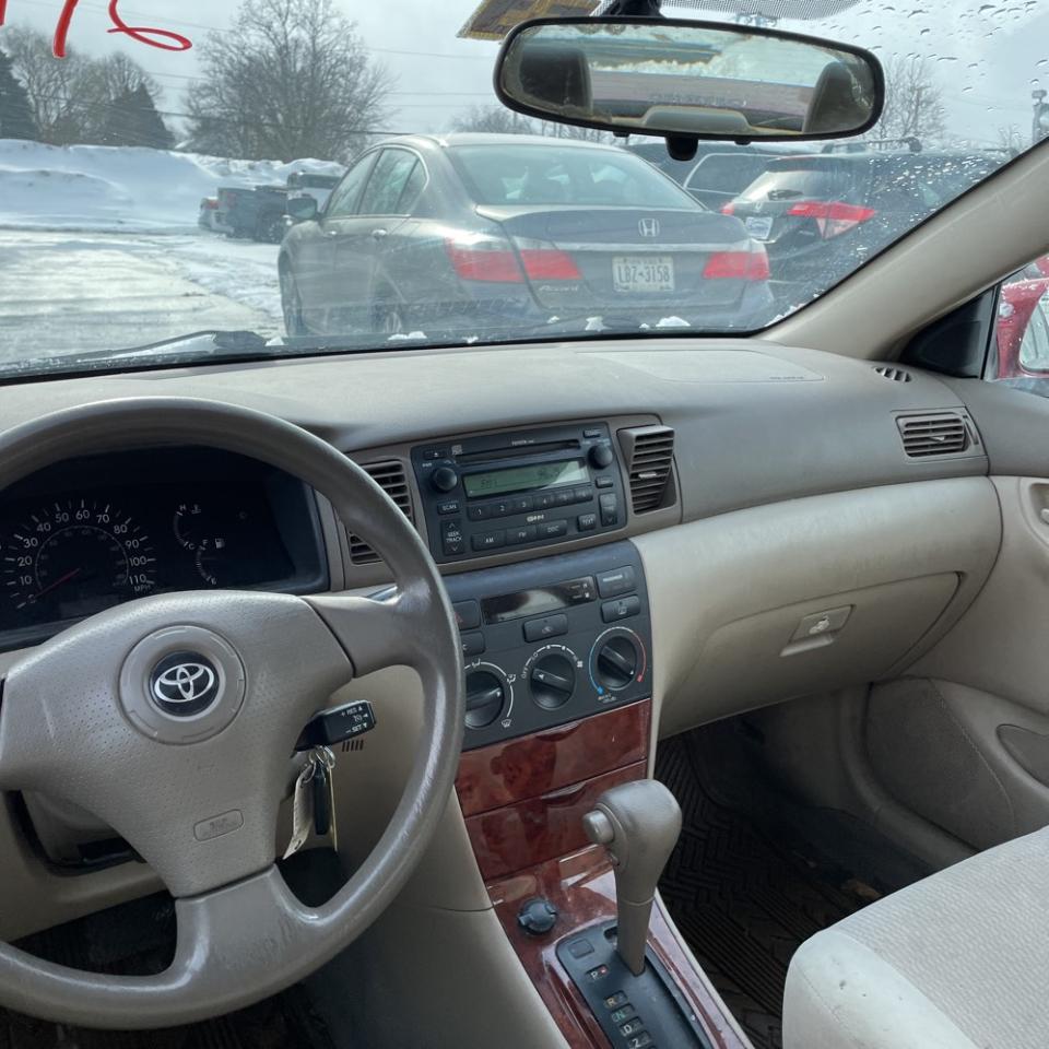 Toyota Corolla 4dr Sdn LE Auto (Natl) 2007