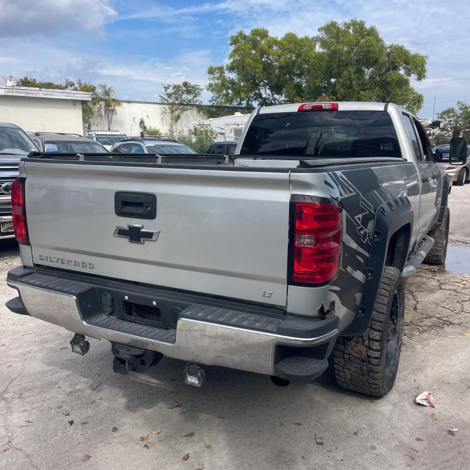 Chevrolet Silverado 2500HD 4WD Double Cab 158.1" LT 2015