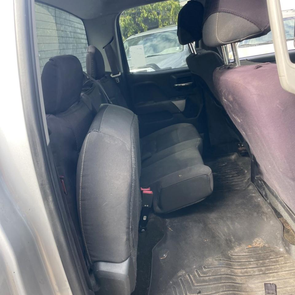 Chevrolet Silverado 2500HD 4WD Double Cab 158.1" LT 2015