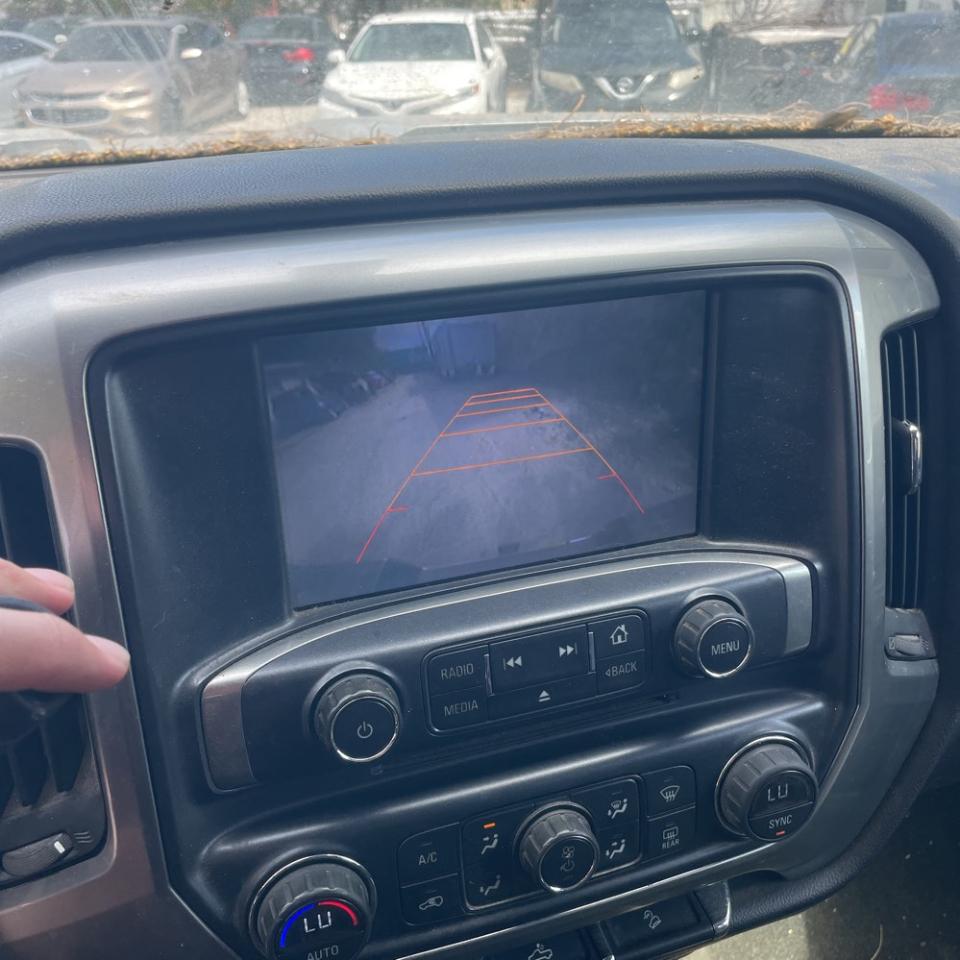 Chevrolet Silverado 2500HD 4WD Double Cab 158.1" LT 2015