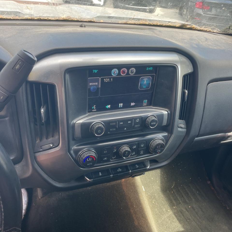 Chevrolet Silverado 2500HD 4WD Double Cab 158.1" LT 2015