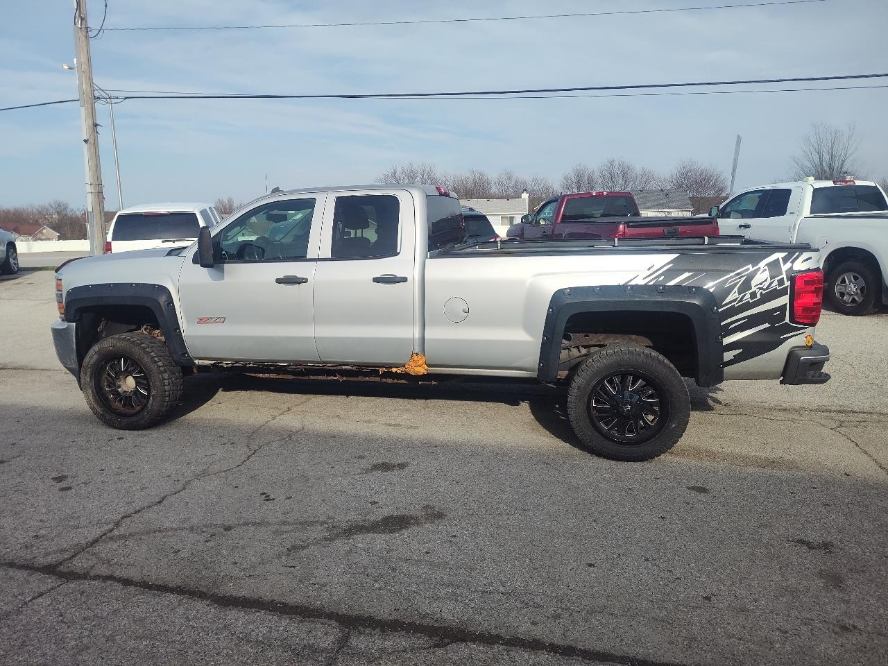 Chevrolet Silverado 2500HD 4WD Double Cab 158.1" LT 2015