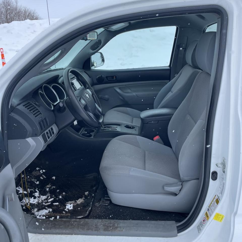 Toyota Tacoma 4WD Reg Cab I4 MT (Natl) 2013