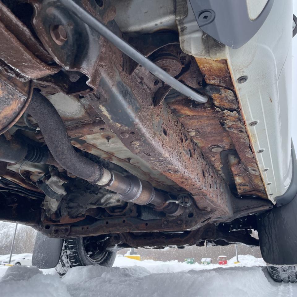 Toyota Tacoma 4WD Reg Cab I4 MT (Natl) 2013