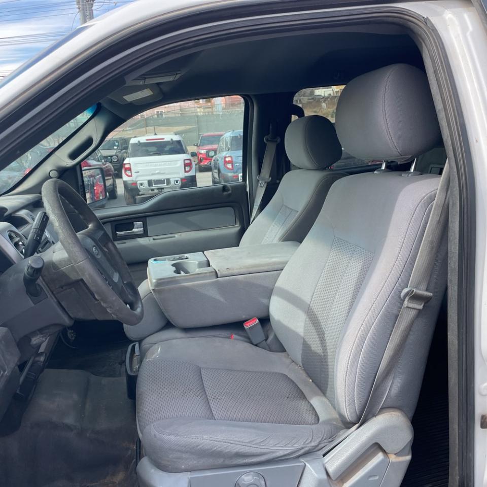 Ford F-150 4WD SuperCrew 145" XL 2014