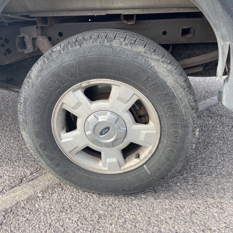 Ford F-150 4WD SuperCrew 145" XL 2014