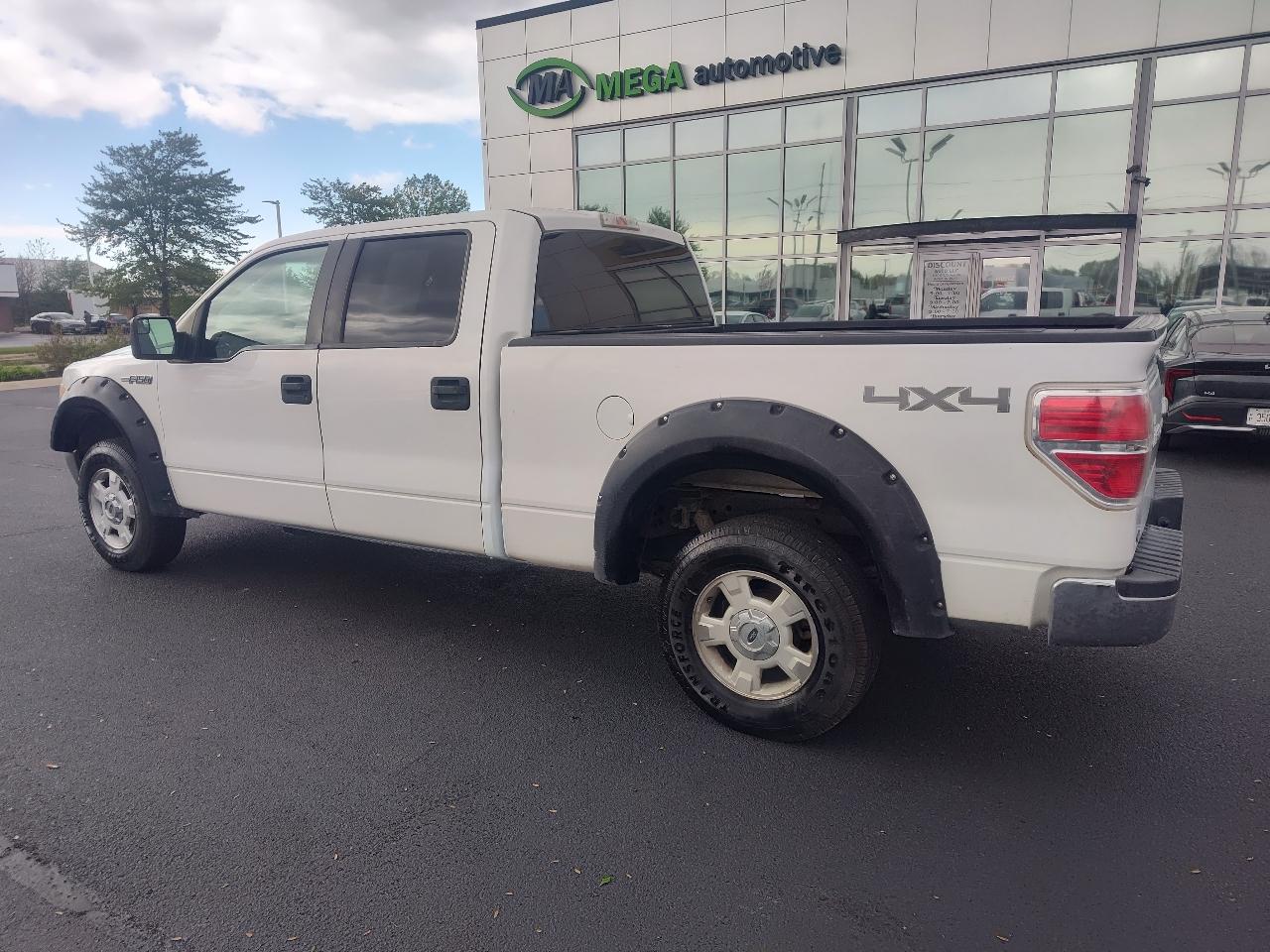 Ford F-150 4WD SuperCrew 145" XL 2014