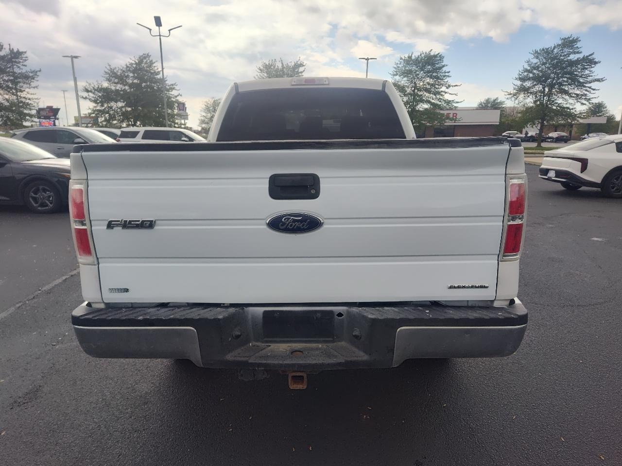 Ford F-150 4WD SuperCrew 145" XL 2014