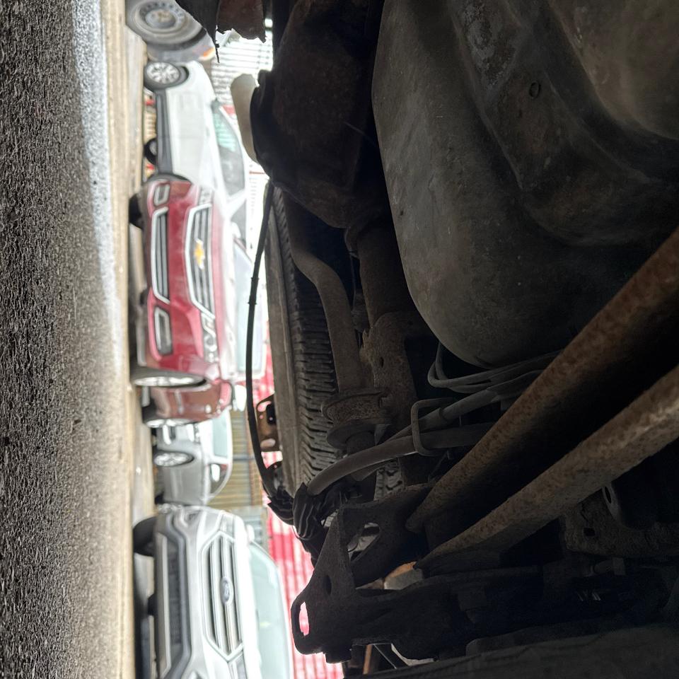 GMC Yukon 4dr 1500 4WD SLT 2005