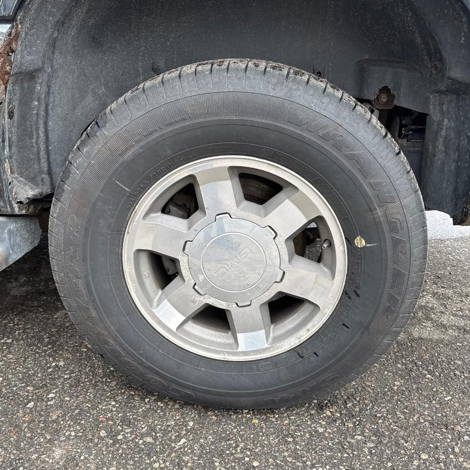 GMC Yukon 4dr 1500 4WD SLT 2005