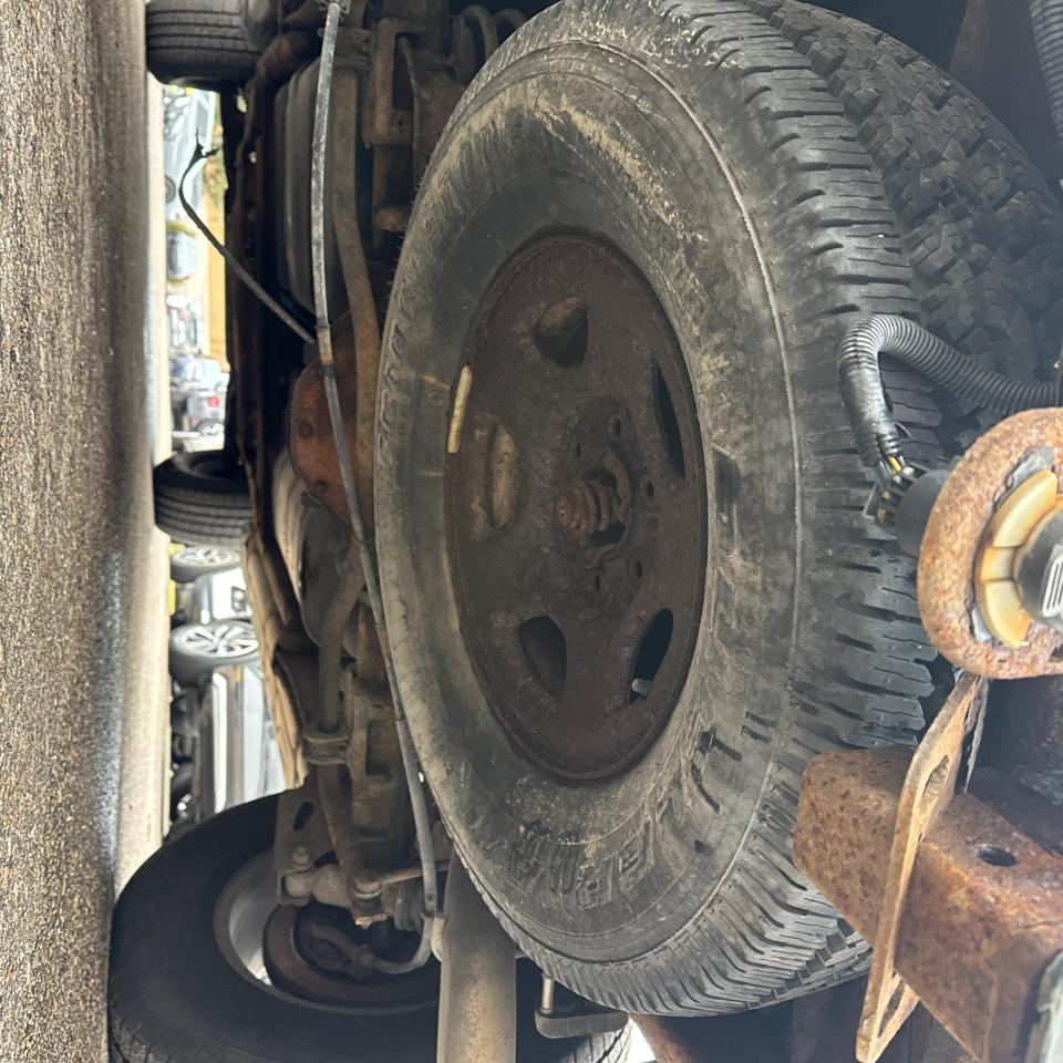 GMC Yukon 4dr 1500 4WD SLT 2005