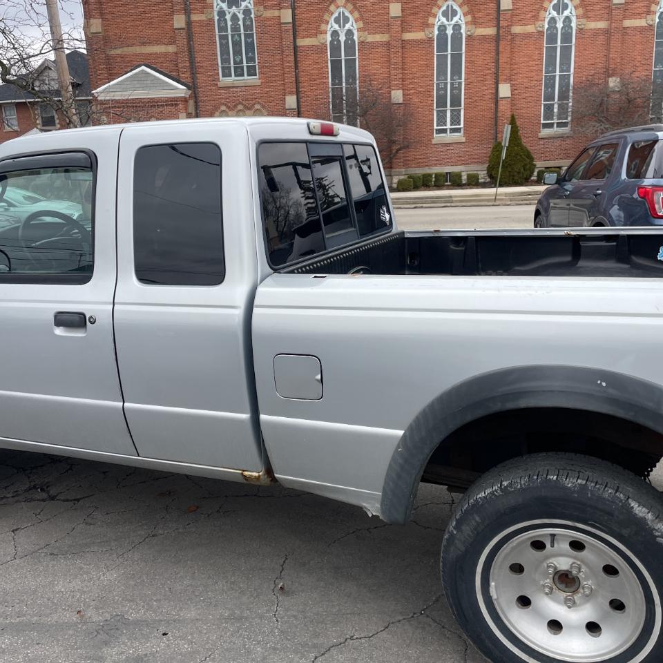 Ford Ranger 4dr Supercab 4.0L XL Fleet 4WD 2002