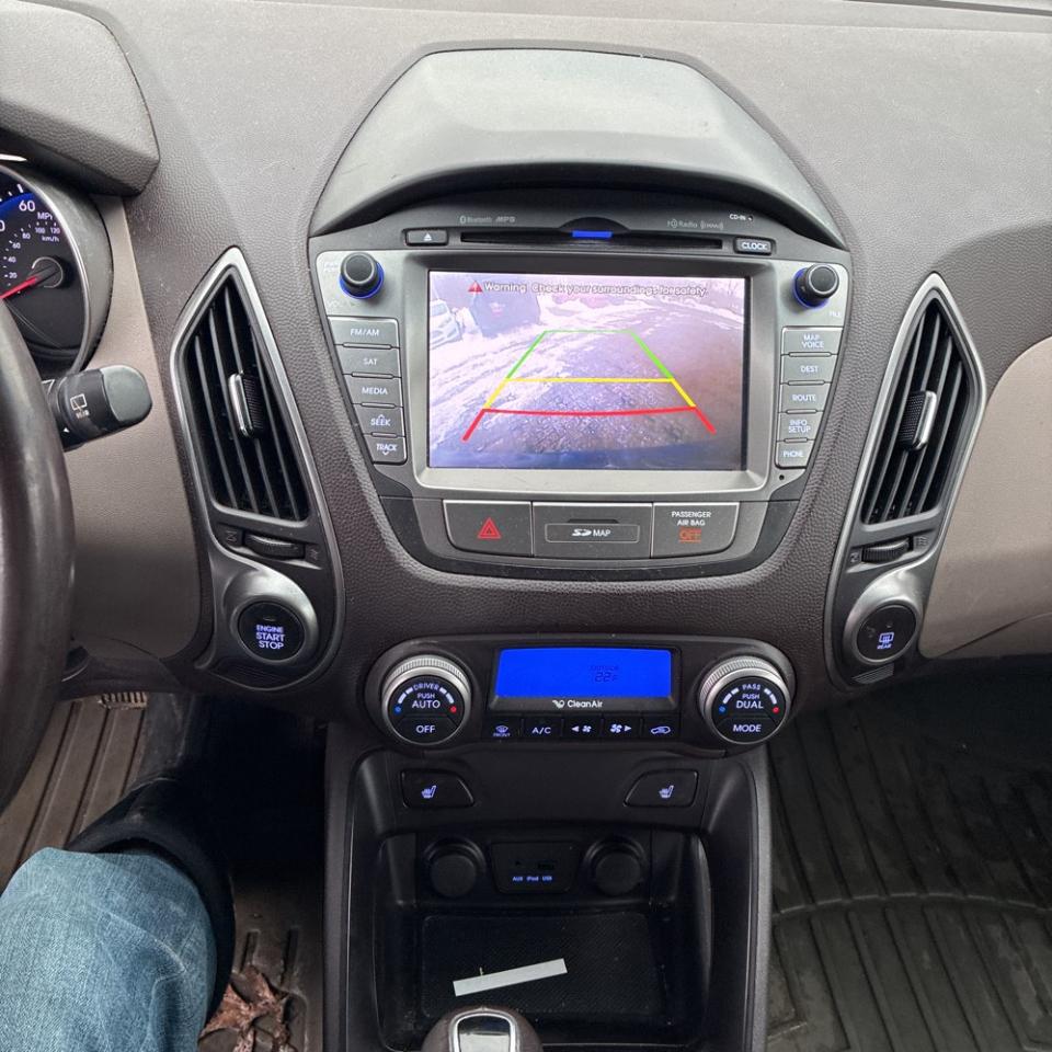 Hyundai Tucson AWD 4dr Limited PZEV 2015