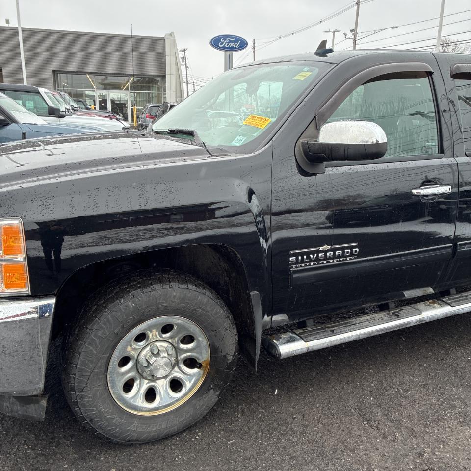 Chevrolet Silverado 1500 4WD Crew Cab 143.5" LS 2013
