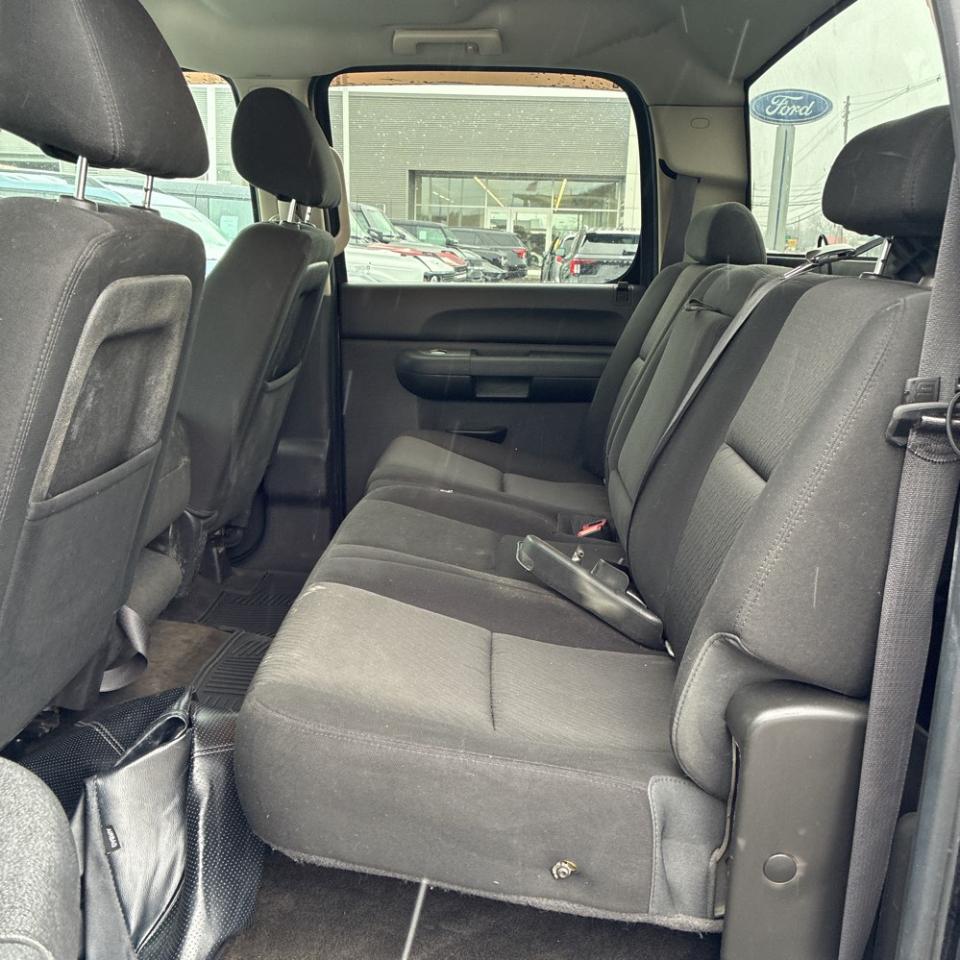 Chevrolet Silverado 1500 4WD Crew Cab 143.5" LS 2013