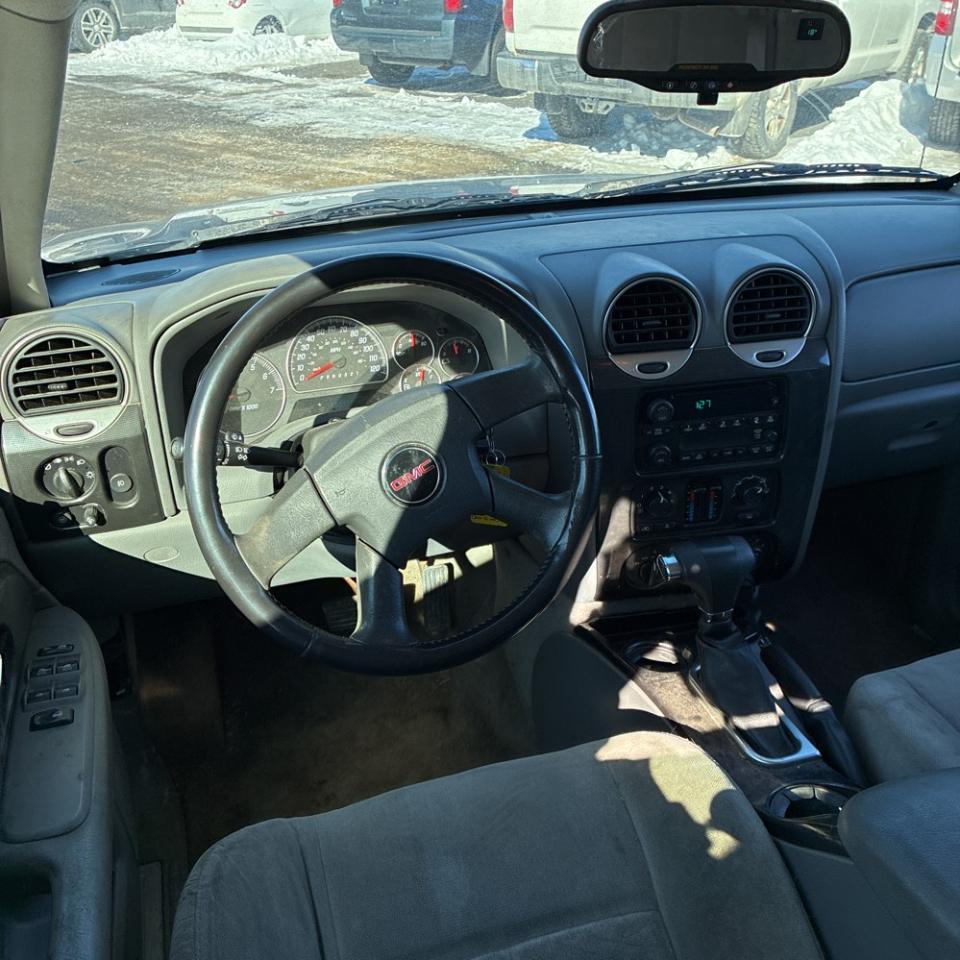 GMC Envoy 4dr 4WD SLE 2006