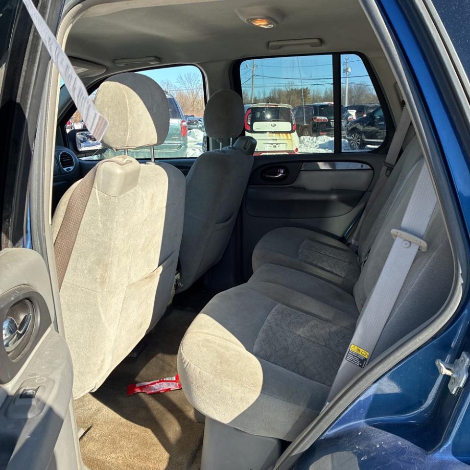 GMC Envoy 4dr 4WD SLE 2006