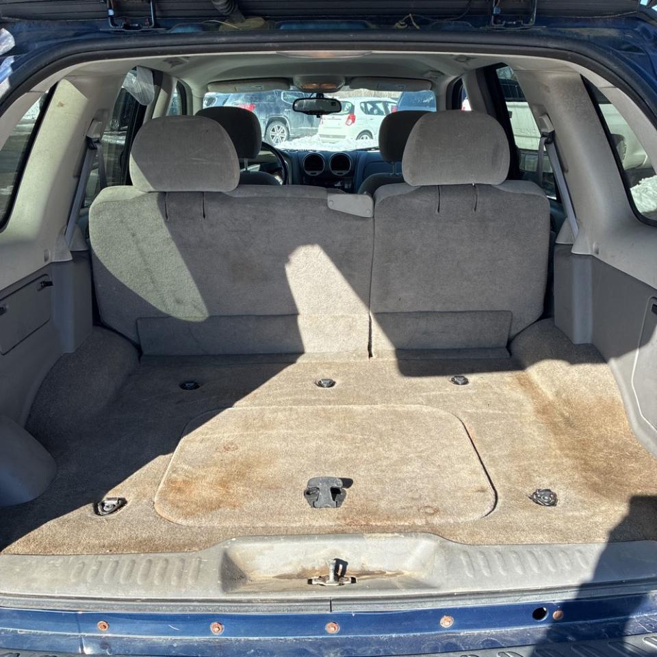 GMC Envoy 4dr 4WD SLE 2006