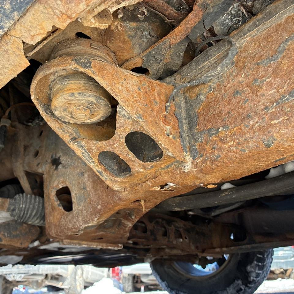 GMC Envoy 4dr 4WD SLE 2006