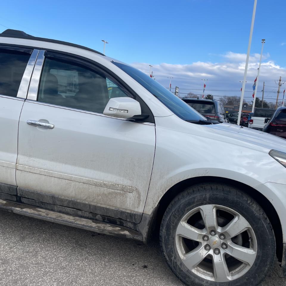 Chevrolet Traverse AWD 4dr LT w/1LT 2017