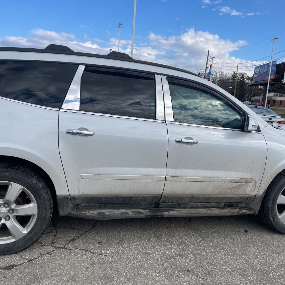 Chevrolet Traverse AWD 4dr LT w/1LT 2017