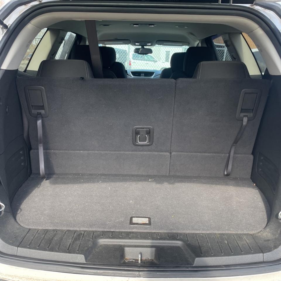 Chevrolet Traverse AWD 4dr LT w/1LT 2017