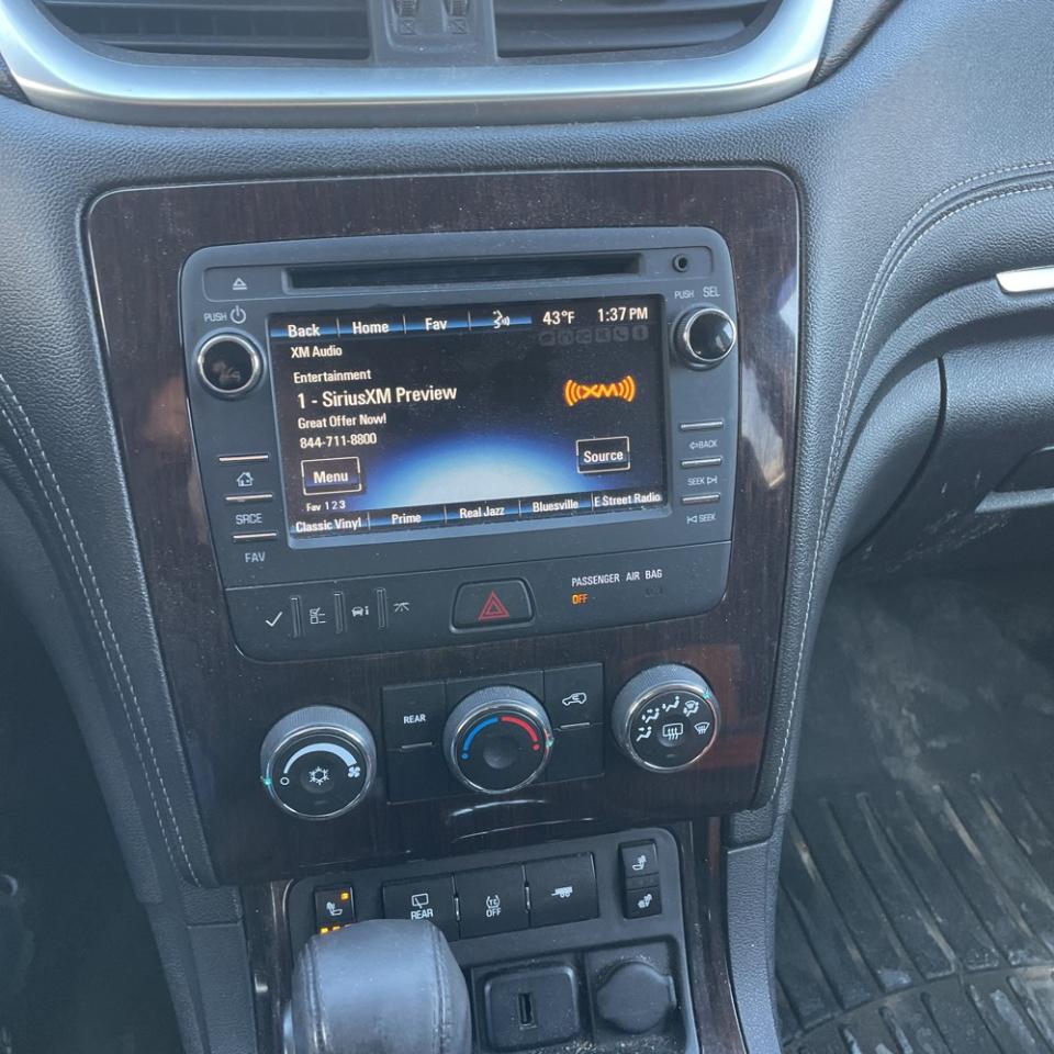 Chevrolet Traverse AWD 4dr LT w/1LT 2017