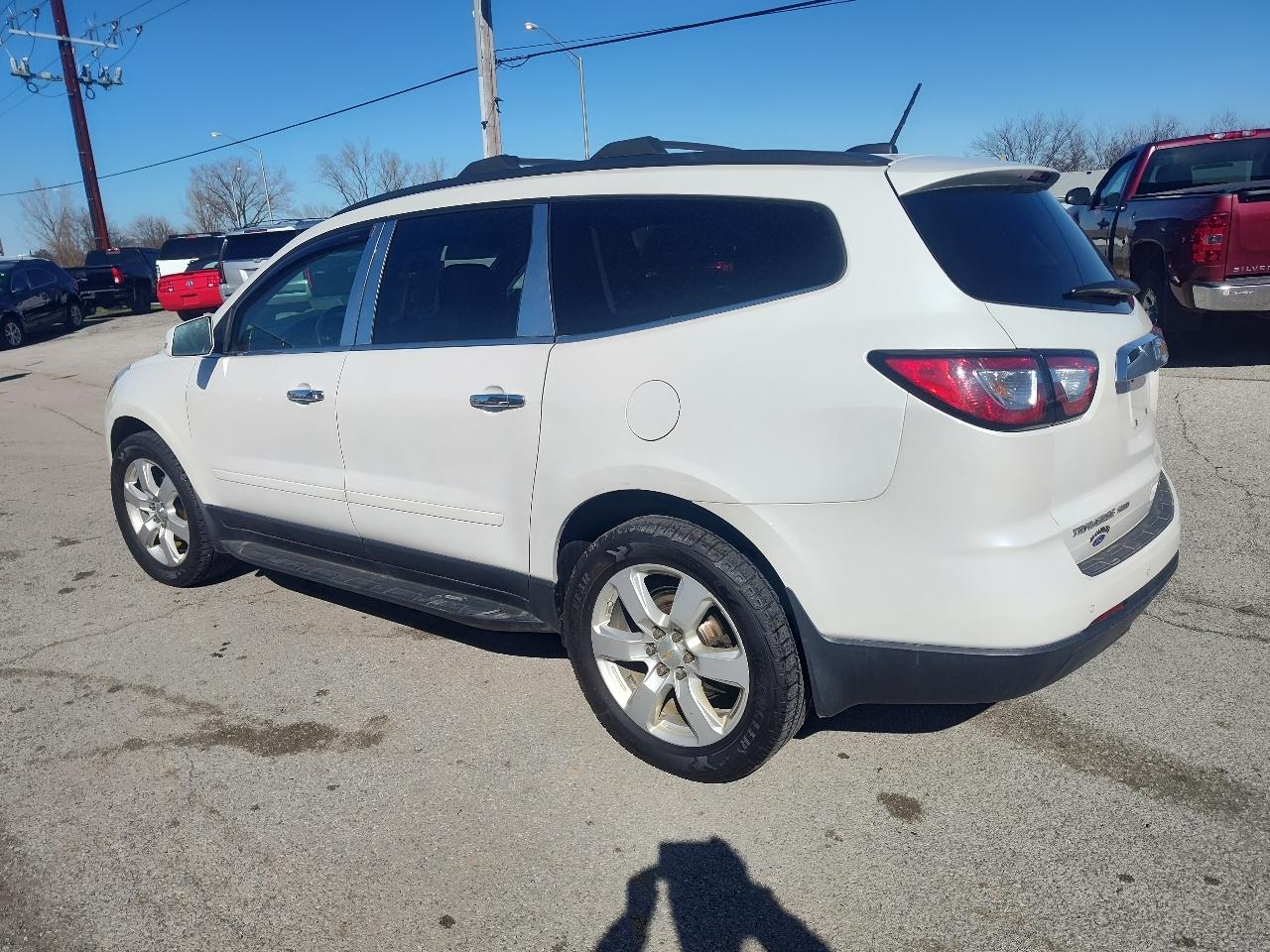 Chevrolet Traverse AWD 4dr LT w/1LT 2017