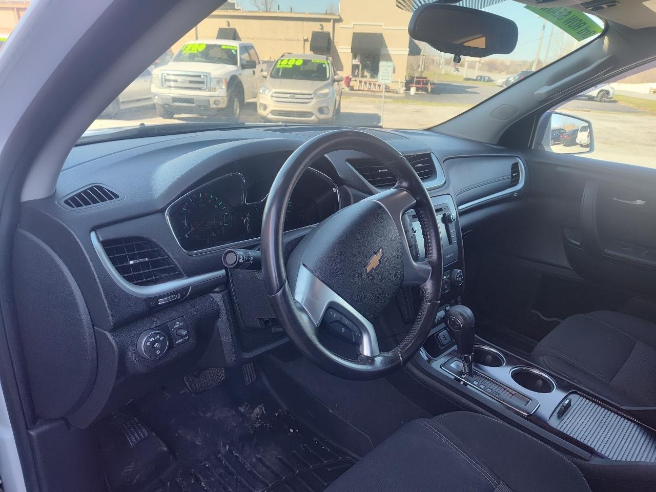 Chevrolet Traverse AWD 4dr LT w/1LT 2017