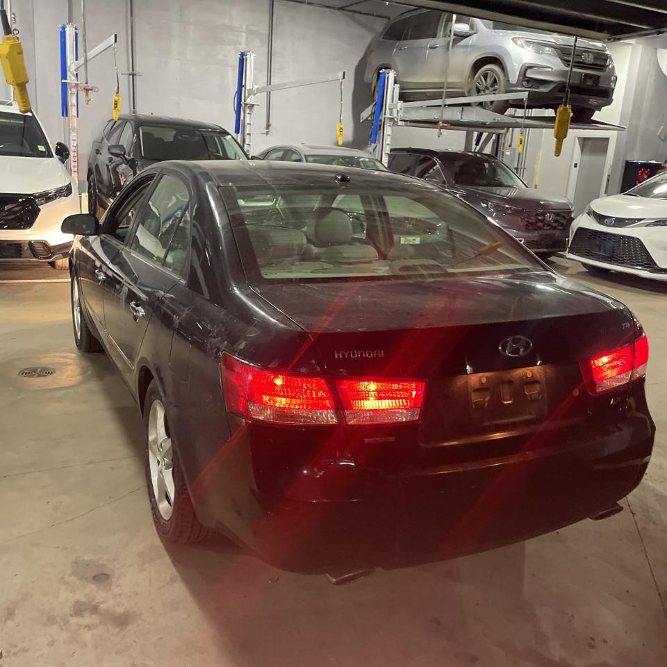 Hyundai Sonata 4dr Sdn V6 Auto SE 2008