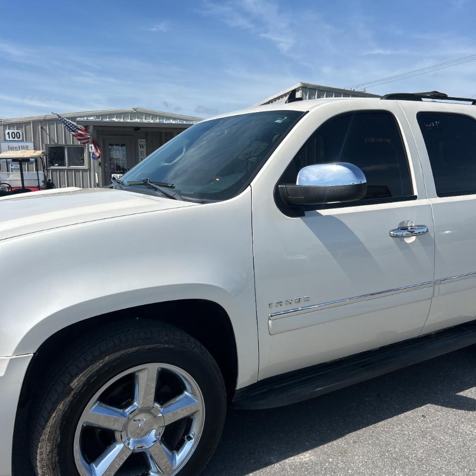 Chevrolet Tahoe 4WD 4dr 1500 LTZ 2011