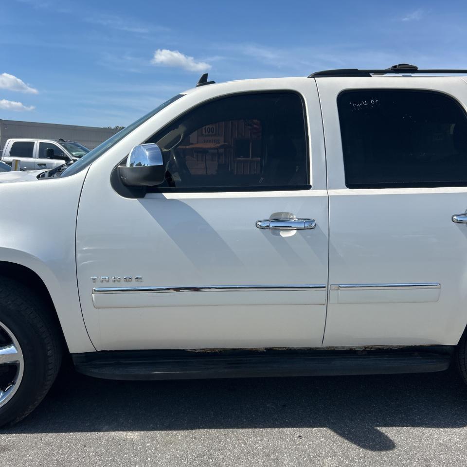 Chevrolet Tahoe 4WD 4dr 1500 LTZ 2011