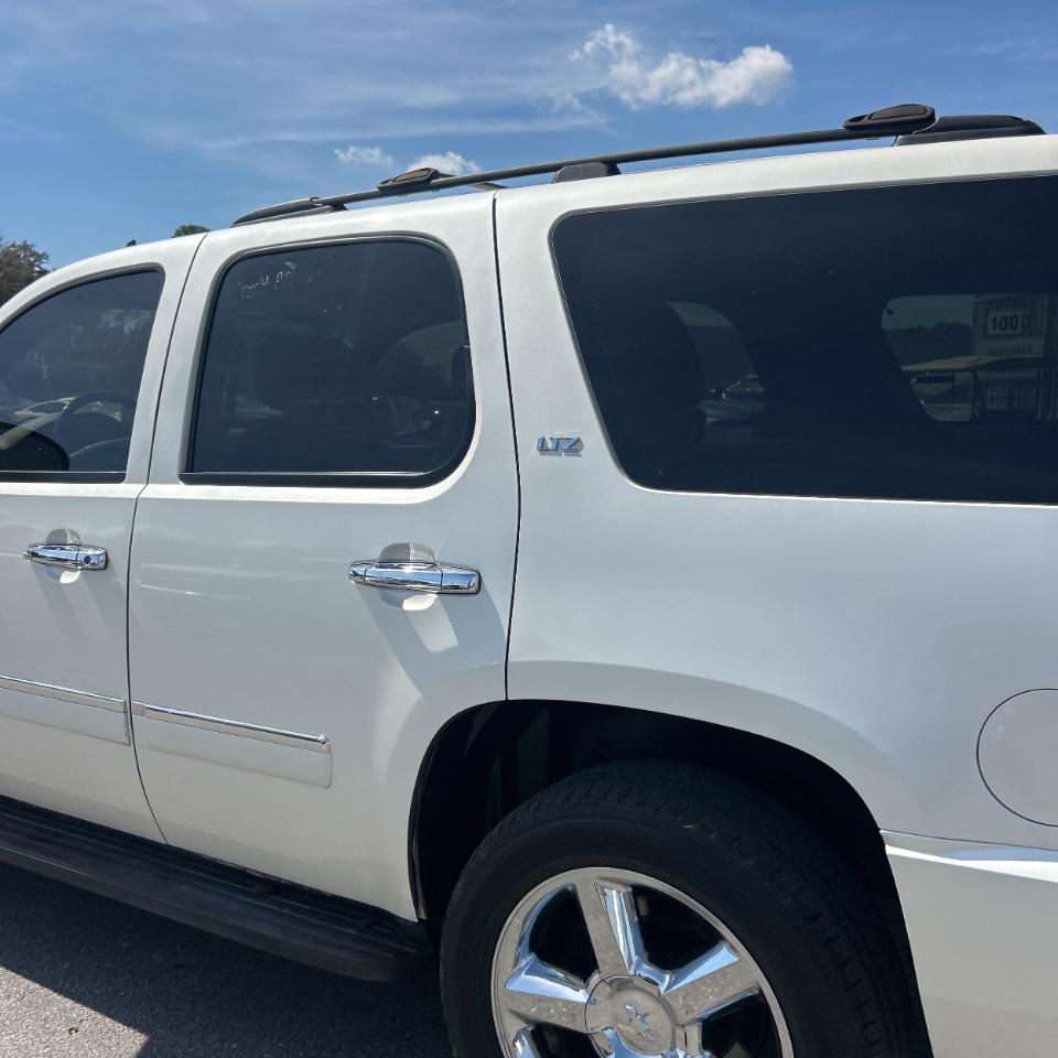 Chevrolet Tahoe 4WD 4dr 1500 LTZ 2011
