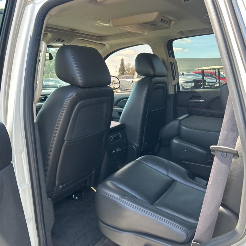 Chevrolet Tahoe 4WD 4dr 1500 LTZ 2011