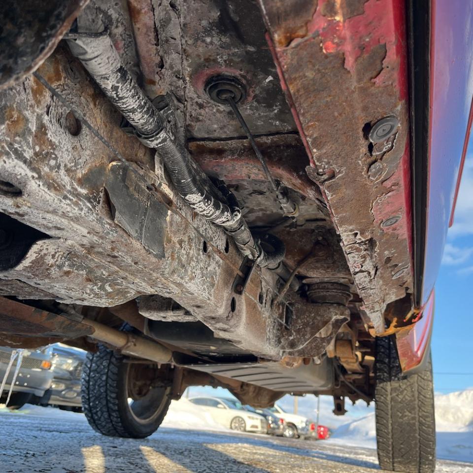 Chevrolet Silverado 1500 4WD Reg Cab 133.0" LT 2012