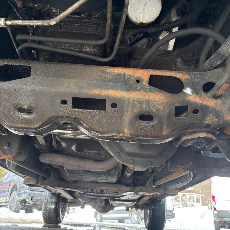 Dodge Dakota Quad Cab 131" WB 4WD Sport 2001