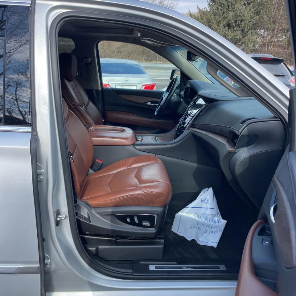 Cadillac Escalade 4WD 4dr Premium Luxury 2019