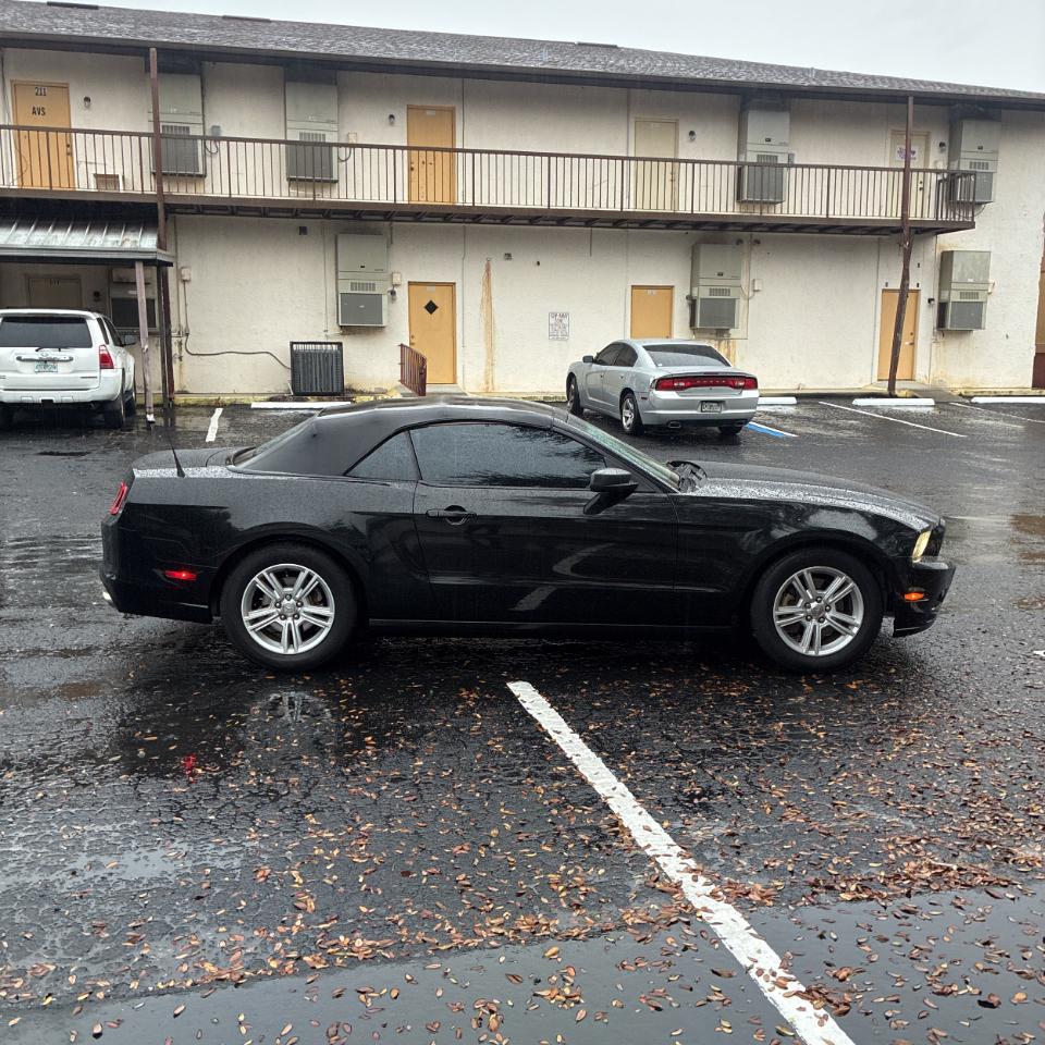 Ford Mustang 2dr Conv V6 2014