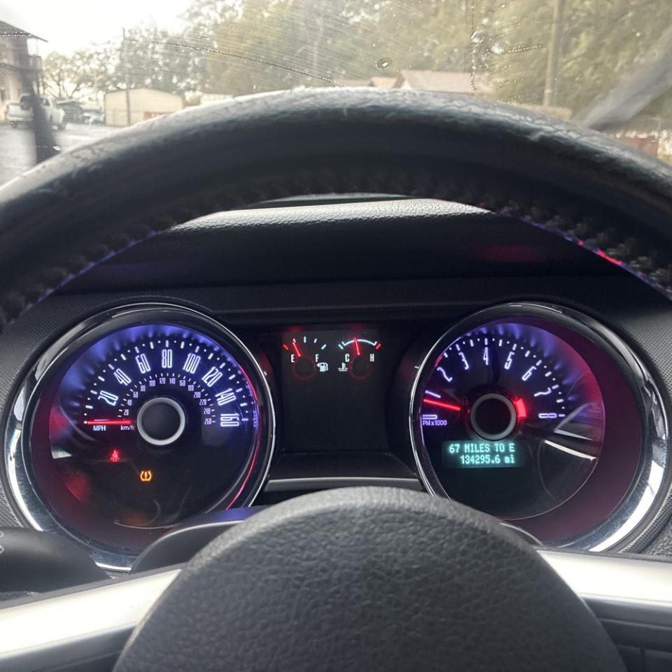 Ford Mustang 2dr Conv V6 2014