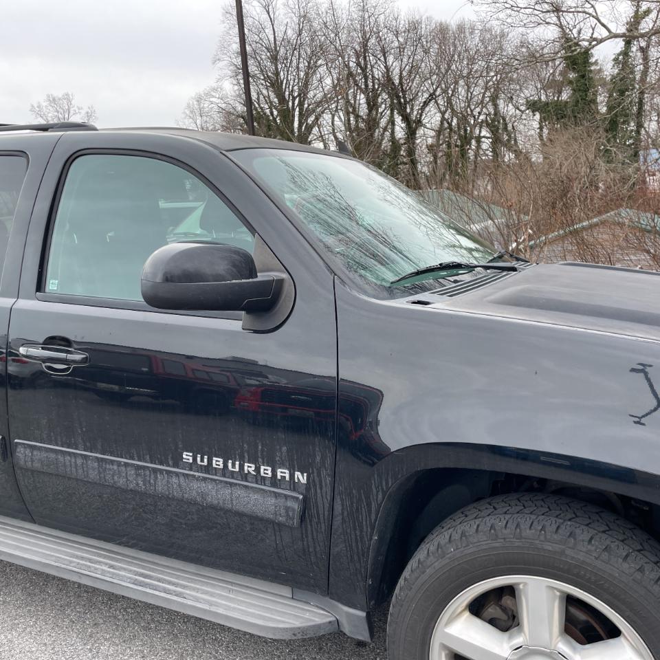 Chevrolet Suburban 4WD 4dr 1500 LT 2013