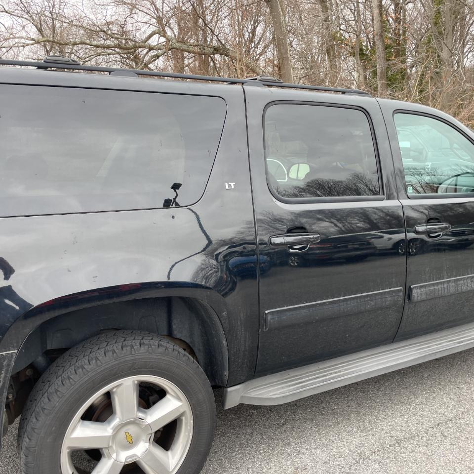 Chevrolet Suburban 4WD 4dr 1500 LT 2013