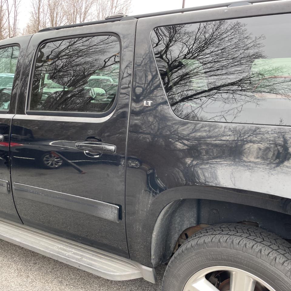 Chevrolet Suburban 4WD 4dr 1500 LT 2013