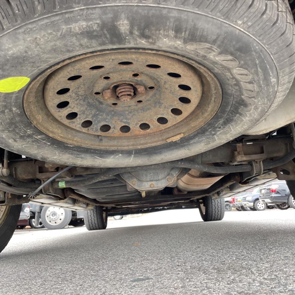 Chevrolet Suburban 4WD 4dr 1500 LT 2013