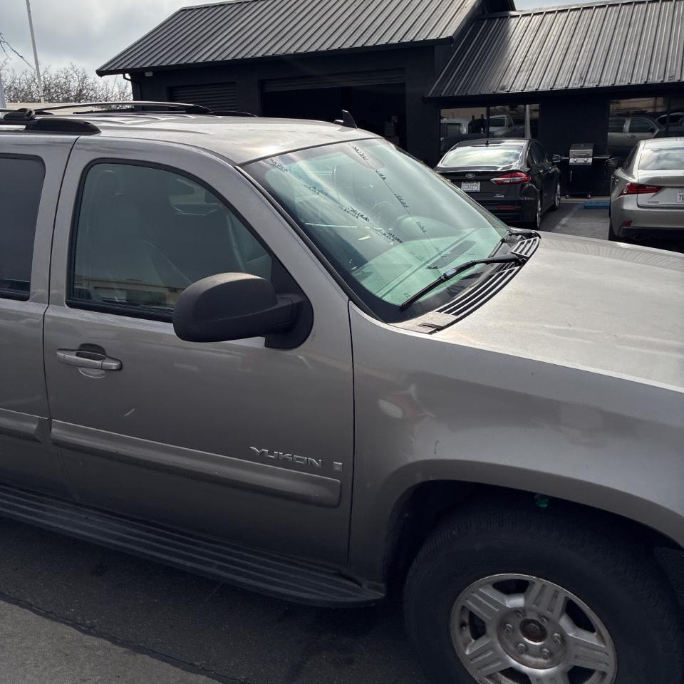 GMC Yukon 4WD 4dr 1500 SLT 2007