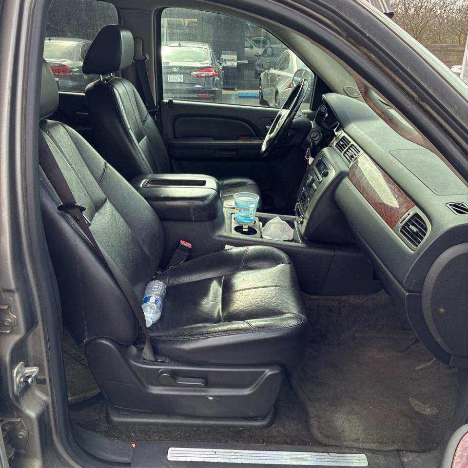 GMC Yukon 4WD 4dr 1500 SLT 2007