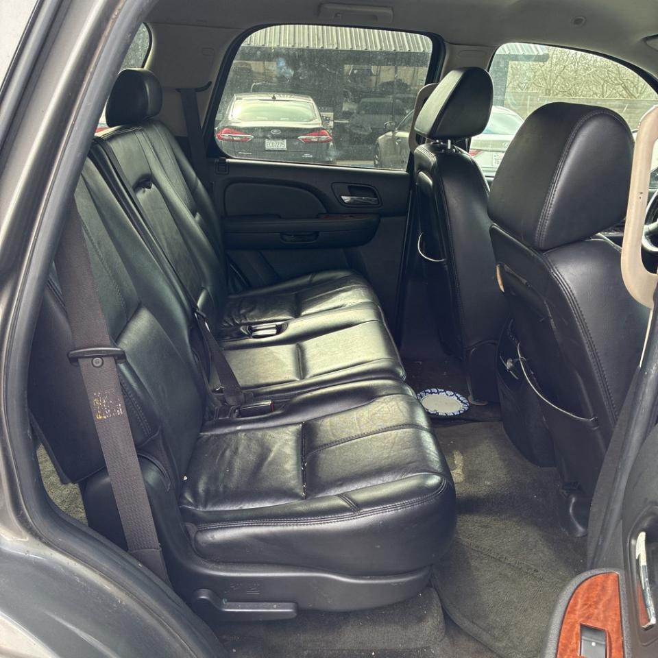 GMC Yukon 4WD 4dr 1500 SLT 2007