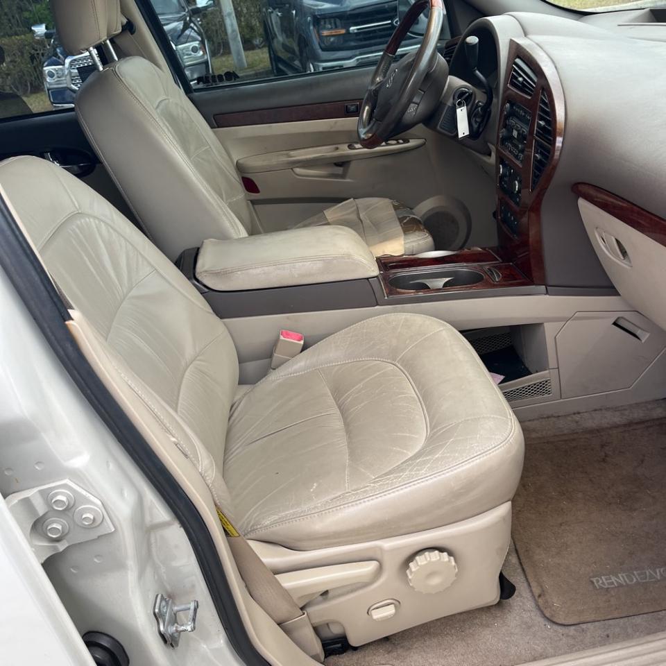 Buick Rendezvous 4dr FWD 2005