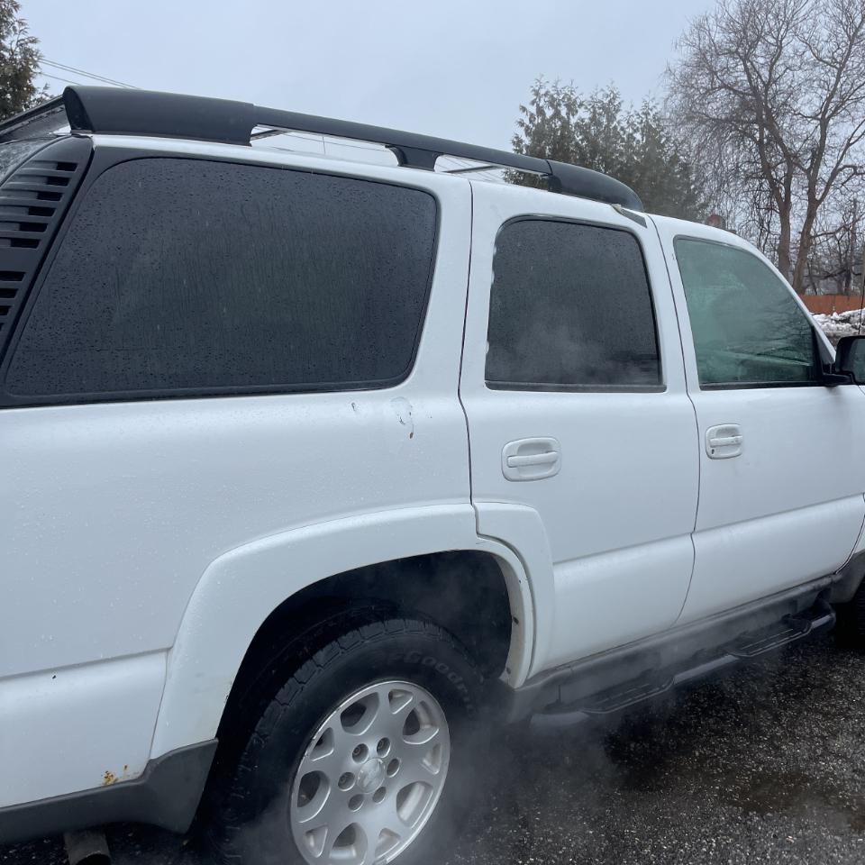 Chevrolet Tahoe 4dr 1500 4WD Z71 2003