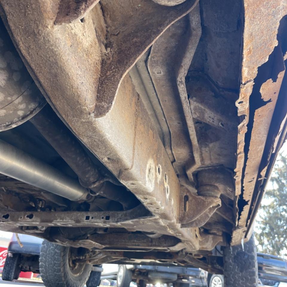 Chevrolet Silverado 1500 4WD Crew Cab 143.5" LT 2011